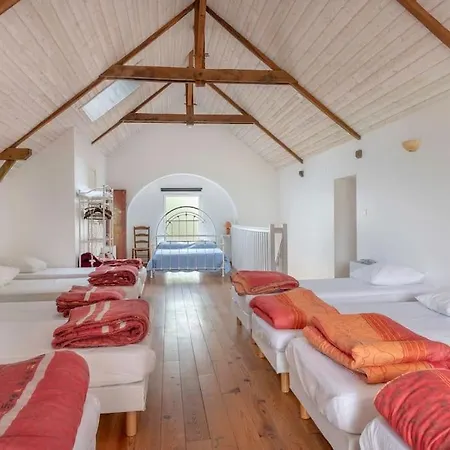 Les Arcades 25 Couchages *